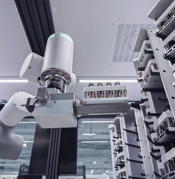 ABB-Robotics-and-XtalPi-automated-laboratory-workstations_04-356x364