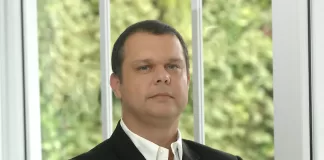 Marcelo-Rodrigues-Commvault-country-manager-v1-3-2-scaled-e1727910533969-324x160