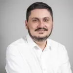 adriano-salomao-1-e1733171630151-150x150