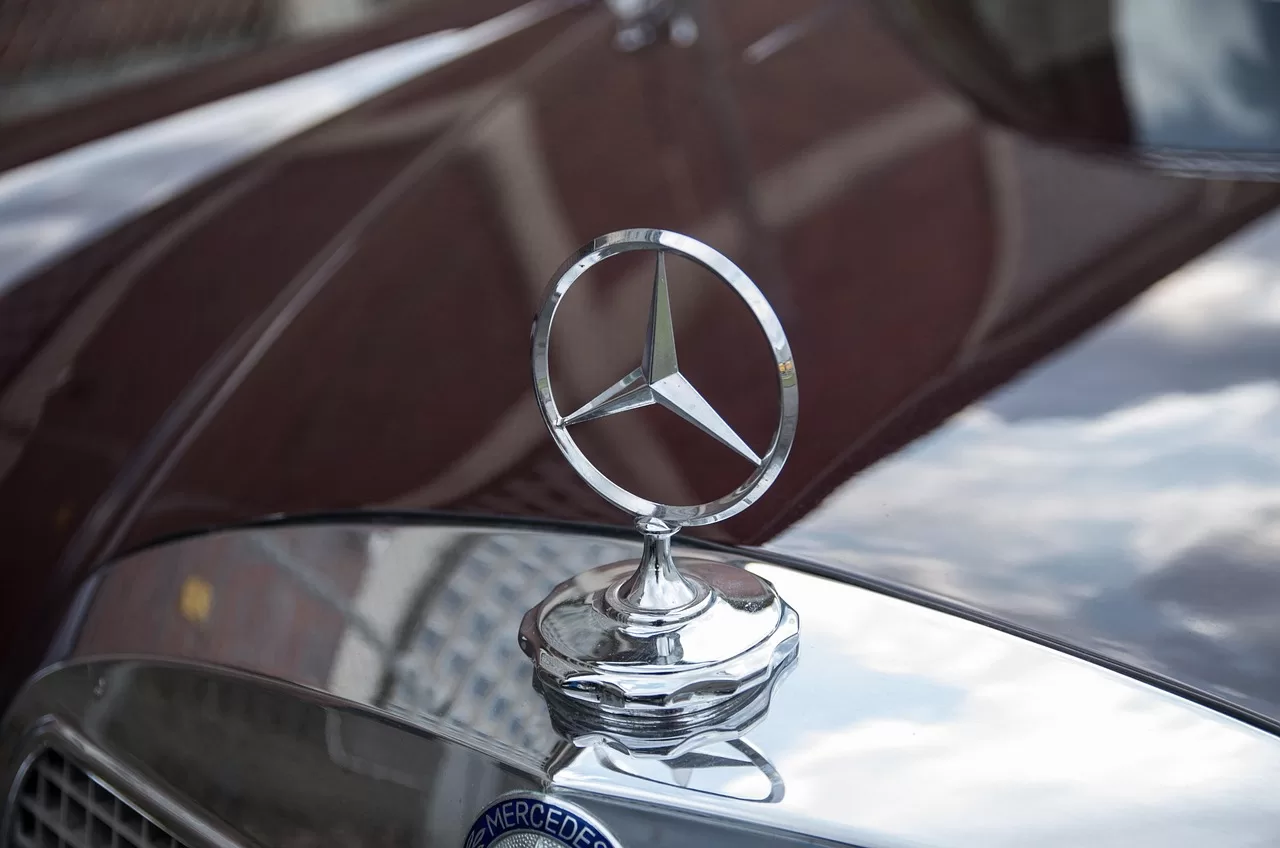 Mercedes-pixabay.webp
